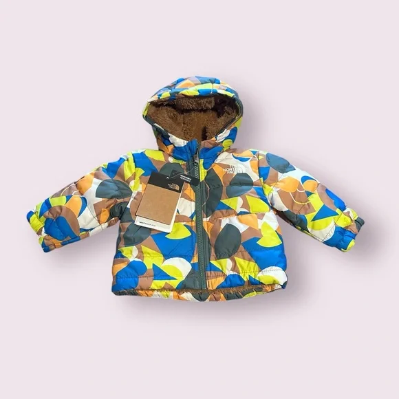 NWT Baby The North Face Reversible Mount Chimbo Geometric Winter Jacket 3-6 Mon - Picture 1 of 13